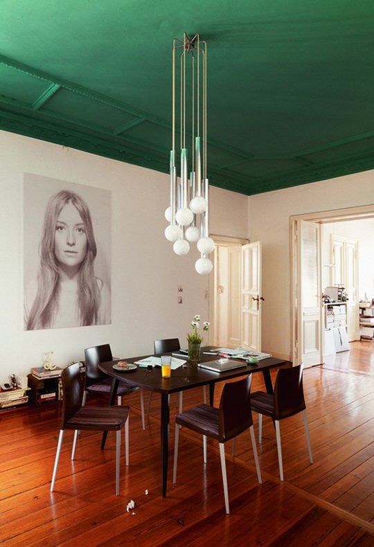 Dining Room Design with Green Ceiling