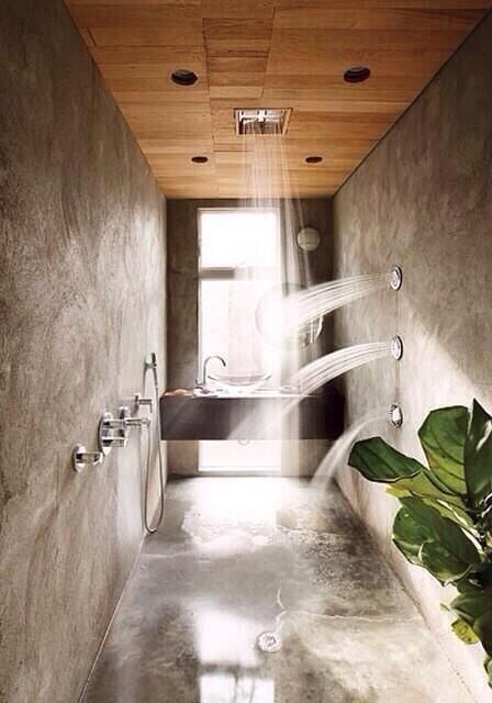 Luxurious Quadruple Shower Head Bathroom