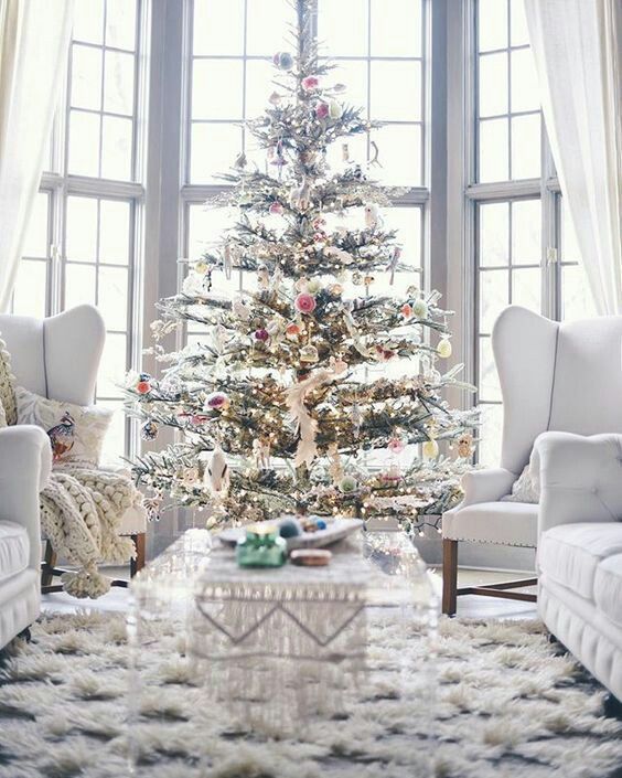 glam Christmas tree decor